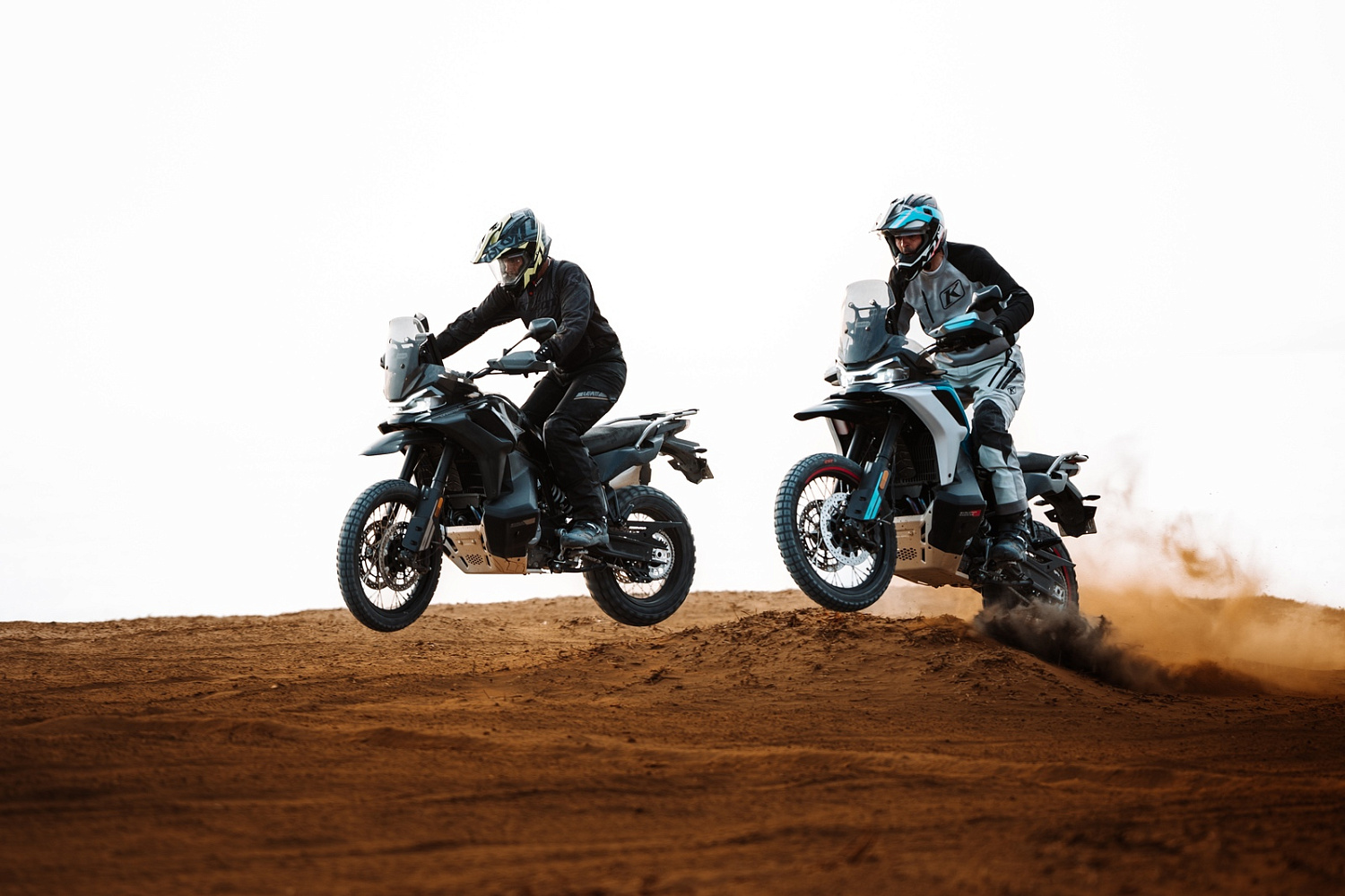 Мотоцикл CFMOTO 800MT-X Sport (ABS)