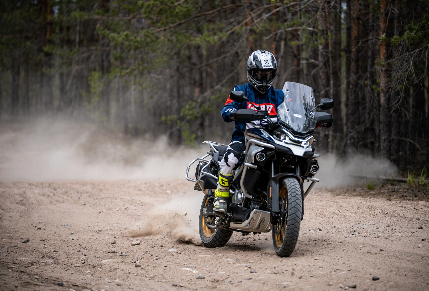 Новинка - мотоцикл CFMOTO 800MT Explore (ABS)!