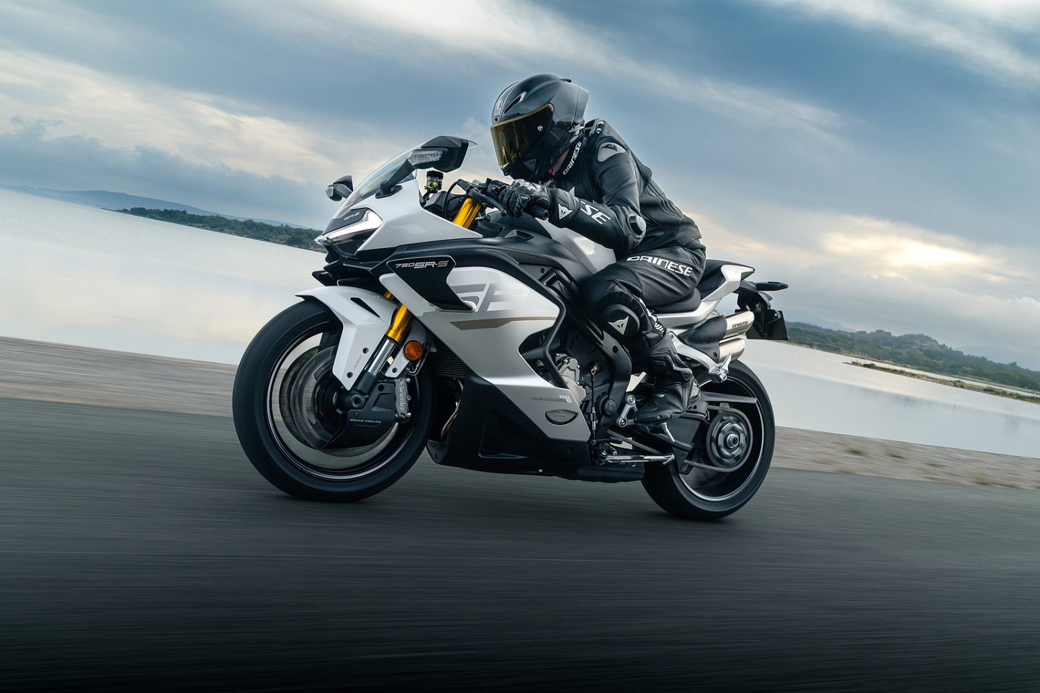 Мотоцикл CFMOTO 750SR-S (ABS)