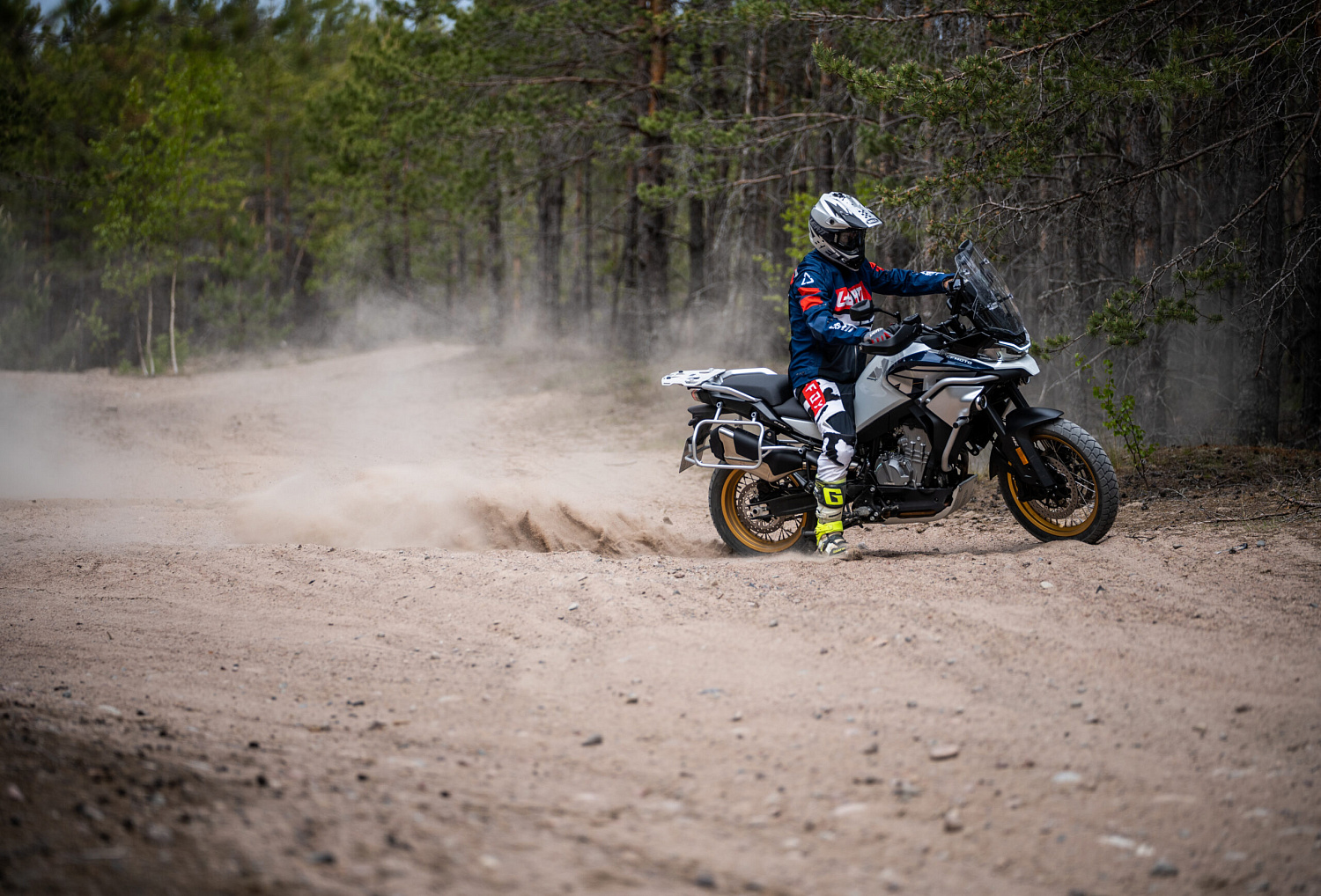 Новинка - мотоцикл CFMOTO 800MT Explore (ABS)!