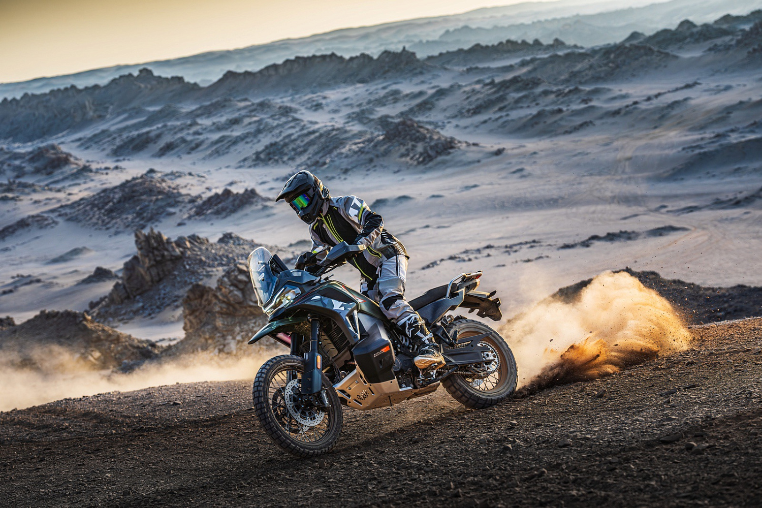 Мотоцикл CFMOTO 1000MT-X Sport